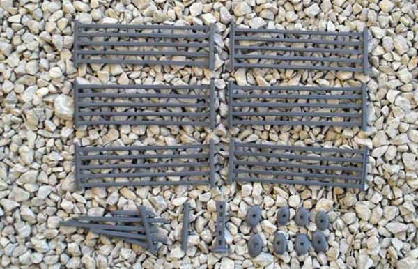 5 BAR FENCING, BROWN, 28MM SCALE