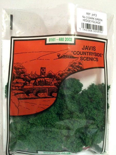 HEDGE FOLIAGE DARK GREEN