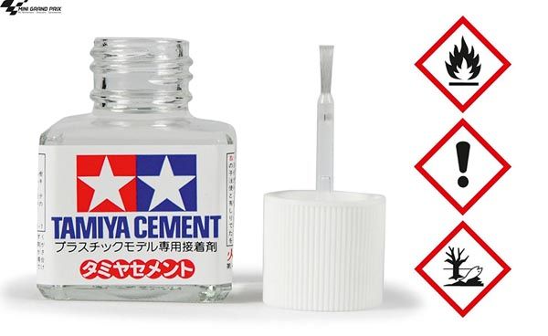 TAMIYA LIQUID CEMENT 40ML